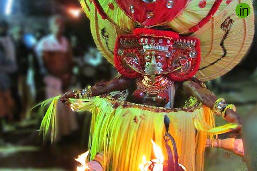 Aalaada Veeran Theyyam-003